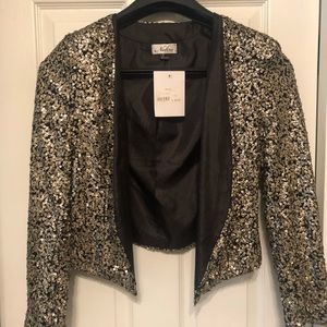 Badass cropped blazer
